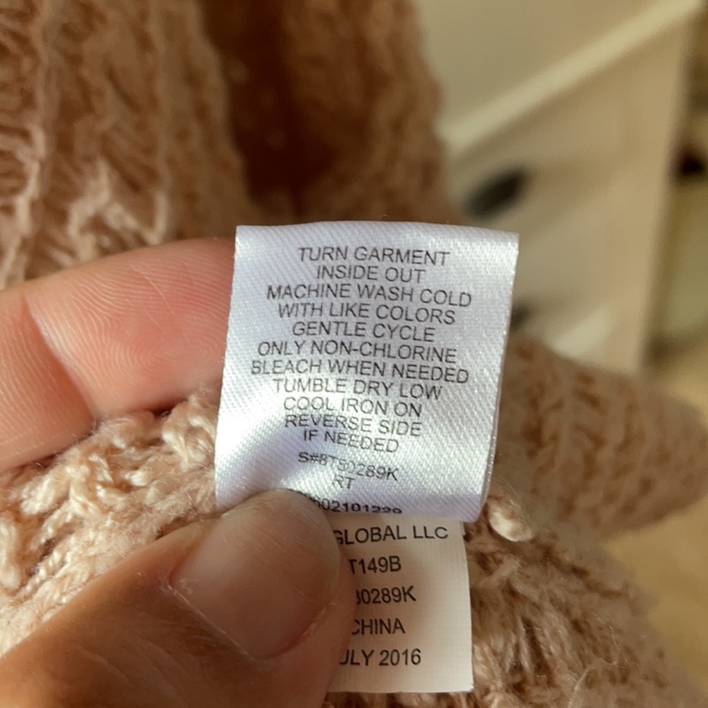 Girls open sweater - Picture 6 of 6